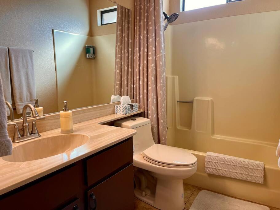 Hill'S Hummingbird Haven Llc 21442827 Villa Sierra Vista Exterior photo